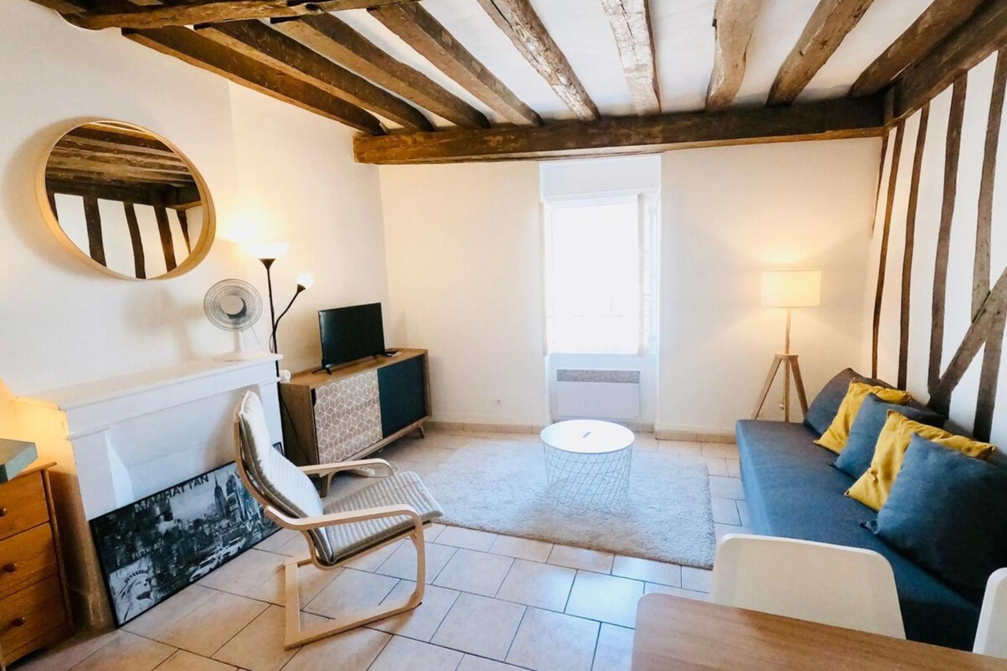 Suites Rive Gauche - FONTAINEBLEAU RUE GRANDE - Chez Alexis Exterior foto