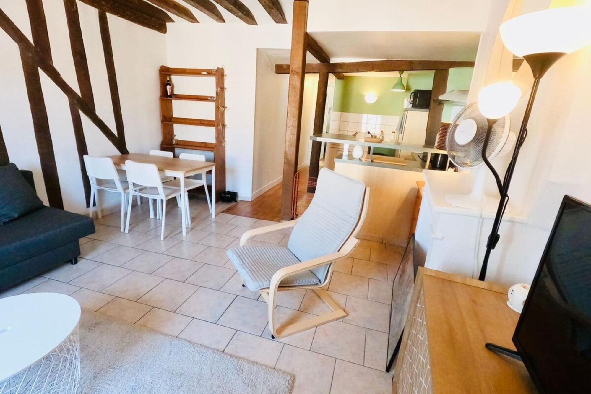 Suites Rive Gauche - FONTAINEBLEAU RUE GRANDE - Chez Alexis Exterior foto
